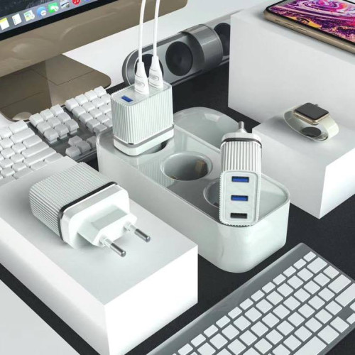 Мережевий зарядний пристрій Aspor A833 3 USB/3.4A + USB кабель Lightning- білий