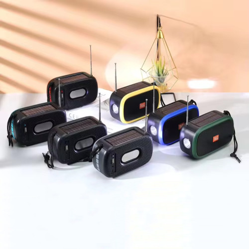 Bluetooth колонка TG632 (FM радіо, ліхтарик, сонячна панель)- чорний